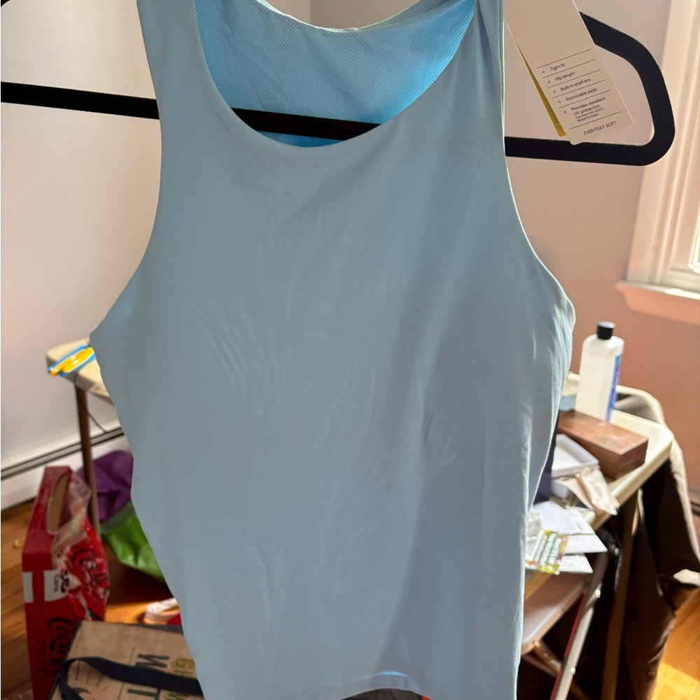 Women's XL Athletic Tanks w/built-in bra - (set of 2)